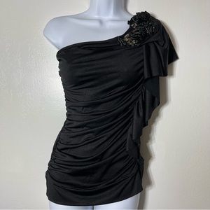 Studio Y, Y2K One shoulder Ruffled Blouse. Size Small. In excellent condition!
